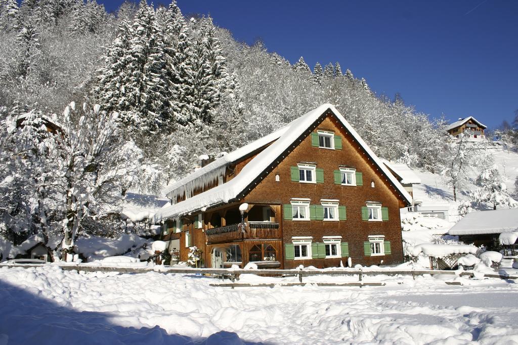 Hotel Gasthaus Schäfle Bürserberg Exterior foto